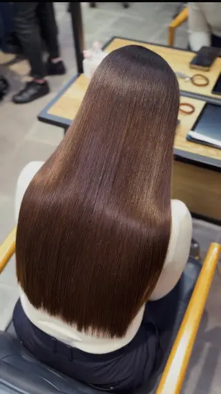 ロング カラー RUI⚪️艶髪 ⚪️髪質改善のヘアスタイル