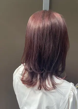 ミディアム カラー パーマ ヘアアレンジ ハイトーンカラー🤍 山下 優華のヘアスタイル