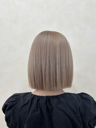ミディアム 若月 七海のヘアスタイル