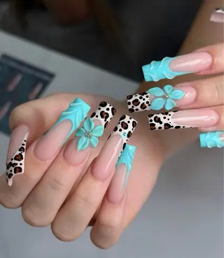 ネイル Julie NailSalonのネイルデザイン