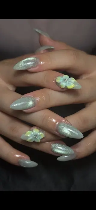 ネイル かおり 奏のネイルデザイン