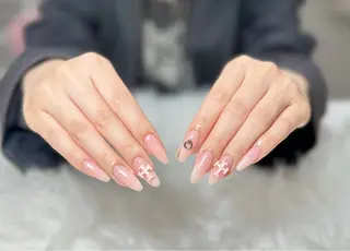 ネイル AURA NAIL 上前津のネイルデザイン