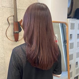 ロング カラー SiLO yuri andoのヘアスタイル