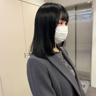 ミディアム 冨井 ほのかのヘアスタイル