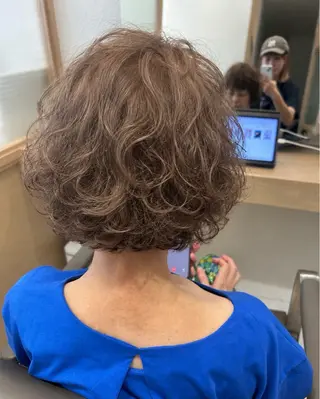 ミディアム カラー 久木原 ゆりのヘアスタイル