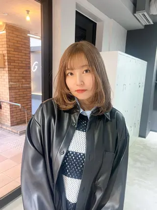 ミディアム カラー 🎀ピンクベージュ/ 梅田/茶屋町🎀のヘアスタイル