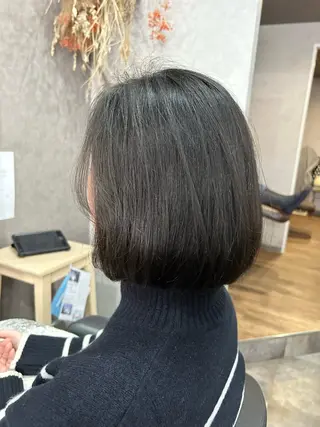 ミディアム giniro ホソミのヘアスタイル