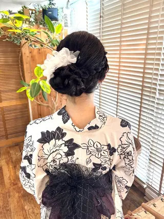 ロング ヘアアレンジ ヘアメイク＆着付け 福岡高宮mikuのヘアスタイル