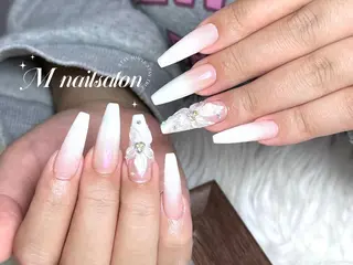 ネイル M🌷nail 長さだし専門店のネイルデザイン