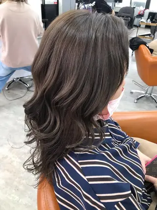 セミロング (産休中)磯野 風香 ReCharme新保のヘアスタイル