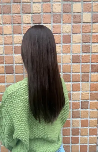 ロング カラー ミツツカ リンタロウのヘアスタイル