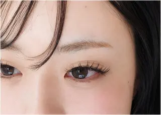 マツエク・マツパ Ｍic　下まつ毛 ３０本1000円のマツエク・マツパデザイン