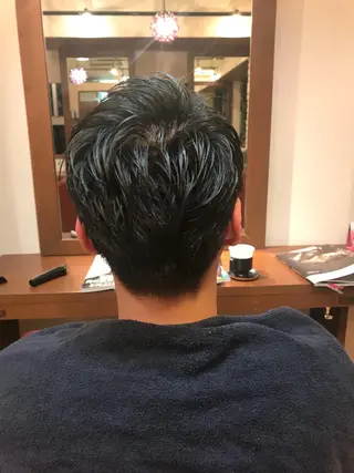 メンズ 銀座フリーランススタ イリストMIYUKIのヘアスタイル