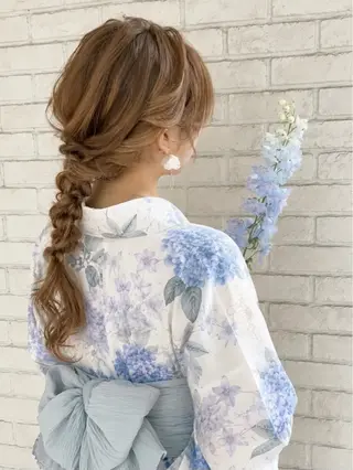 ヘアアレンジ あやか 白髪ぼかしハイライトのヘアスタイル