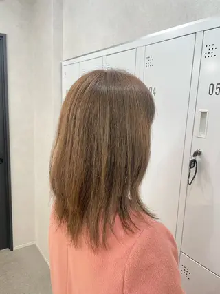 ミディアム カラー 植原 遥夏のヘアスタイル