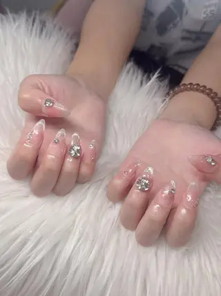 ネイル Lee Nailsのネイルデザイン
