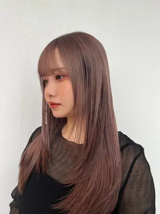 セミロング レイヤー似合わせ 透明感カラーりきやのヘアスタイル