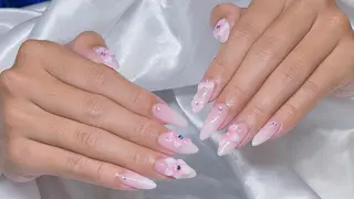 ネイル MIKA LILYのネイルデザイン
