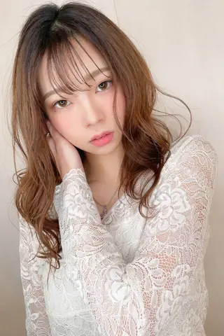 セミロング パーマ Hiroshi ヒロシのヘアスタイル