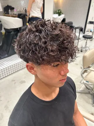 パーマ メンズ 🐲ツイスパ🐲 フェード/龍のヘアスタイル