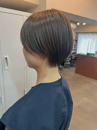ショート カラー YUU💚髪質改善 🤎ダブルカラー✨のヘアスタイル
