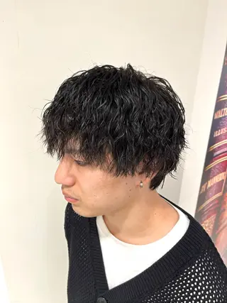 ミディアム パーマ メンズ 橋本 琉磨のヘアスタイル