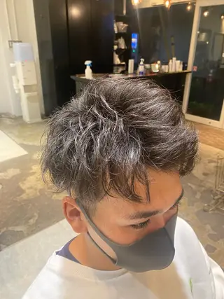 ショート カラー メンズ バレイヤージュ職人 🔥代表YU-SHIのヘアスタイル