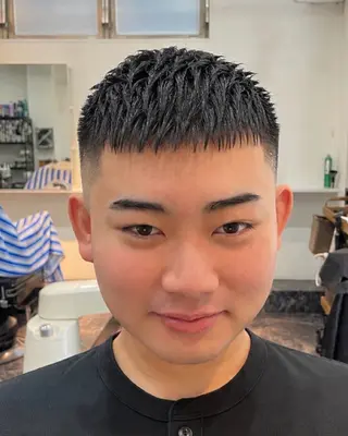 ショート スキンフェード 無料のヘアスタイル