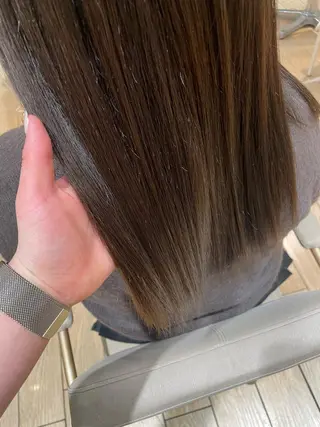 セミロング カラー ななほ⌇レイヤー カット⌇透明感カラーのヘアスタイル