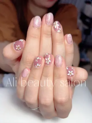 ネイル Ali 新小岩 ネイル専門のネイルデザイン