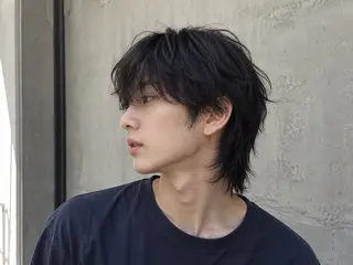 ミディアム NISHI （ニシ）のヘアスタイル