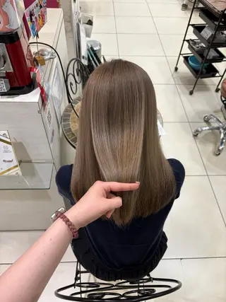 ロング カラー 🎀ゆい🎀 髪質改善カラー🎀のヘアスタイル