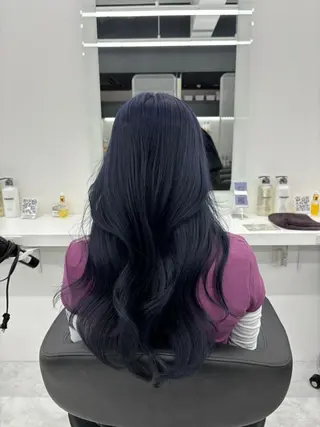 ロング カラー 抜け感レイヤー︴ ニュアンスカラーのヘアスタイル