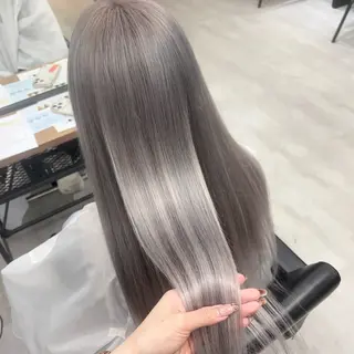 ロング SAKI🎀NEXT 池袋/韓国風カラーのヘアスタイル
