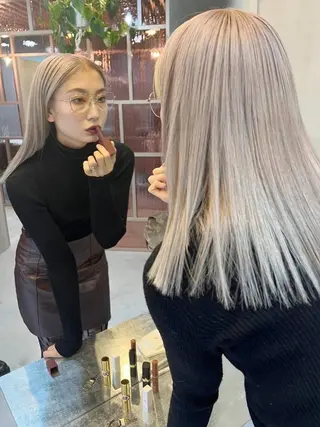 カラー ハイトーン特化🤍 Ayakaのヘアスタイル