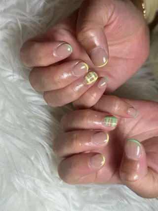 ネイル LAVISH 大和店 🤱子連れ大歓迎のネイルデザイン