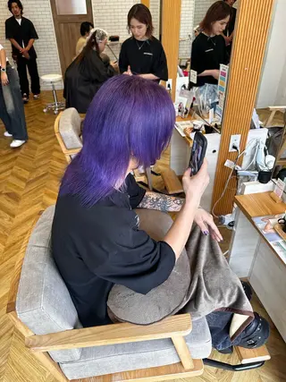 カラー メンズ 大阪ウルフカット ハッシュカットのヘアスタイル