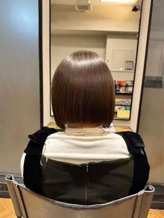 ショート 檜谷 晴　顔周りカットのヘアスタイル