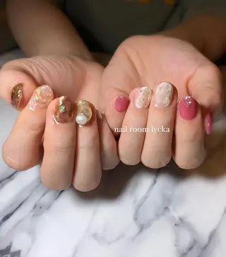 ネイル ネイルルームリッカ 𝐦𝐚𝐲𝐮のネイルデザイン