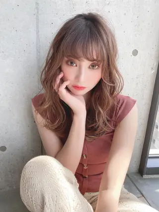 セミロング カラー ヘアアレンジ Zina 渋谷のヘアスタイル