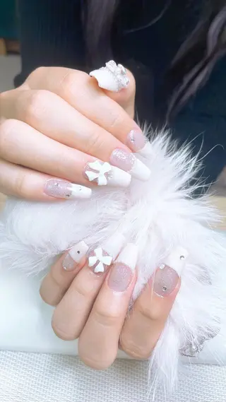 ネイル キラキラ🌸🌸🌸 nail ⭐️✨のネイルデザイン
