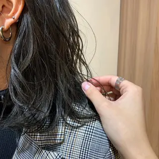 カラー SALTWATER AYARIのヘアスタイル