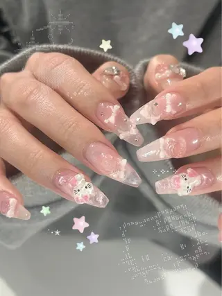 ネイル émure. パラジェル認定サロンのネイルデザイン