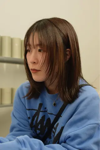 ミディアム Shiro RENのヘアスタイル