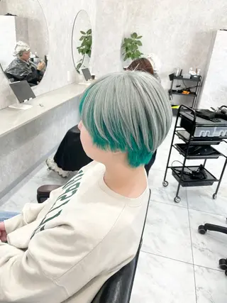 ショート 🦋ハイトーン🦋 石山 希理🦋のヘアスタイル