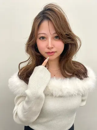 ロング londnaitre 乙川友杏のヘアスタイル