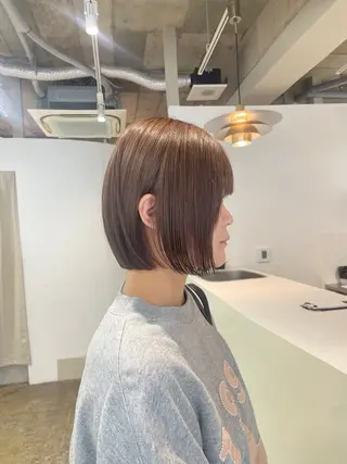ショート カラー H I ＮＡのヘアスタイル