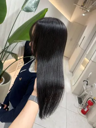 セミロング カラー ラベンダー💜オリー ブ‪💚暗髪🖤のヘアスタイル