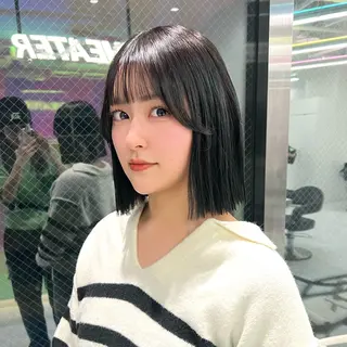 ミディアム カラー KANAMI 🌏のヘアスタイル
