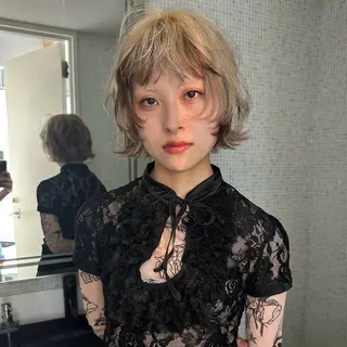 ショート カラー ヘアアレンジ MIYU/ケアブリ ーチカラー／デザインのヘアスタイル